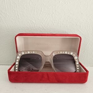 NWOT Caroline Herrera Logo Print Crystal Embellished Sunglasses With Case